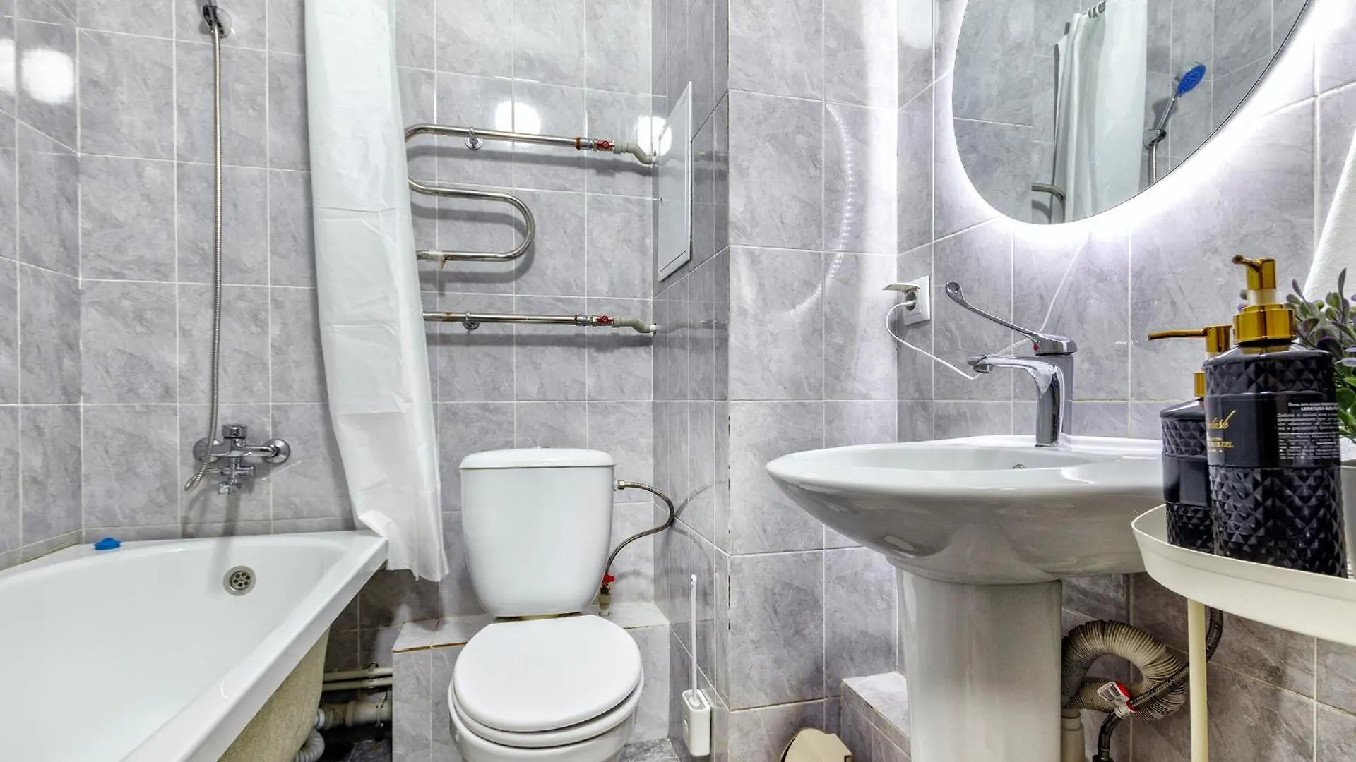 Apartment Апартаменты На Туране Nur-Sultan